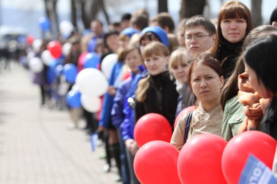 Населением 2016. Красноярск люди. Красноярск население. Жители Красноярского края. Население города Красноярск.